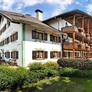 3* Гостевой дом Gaestehaus Enzianhof Garni
